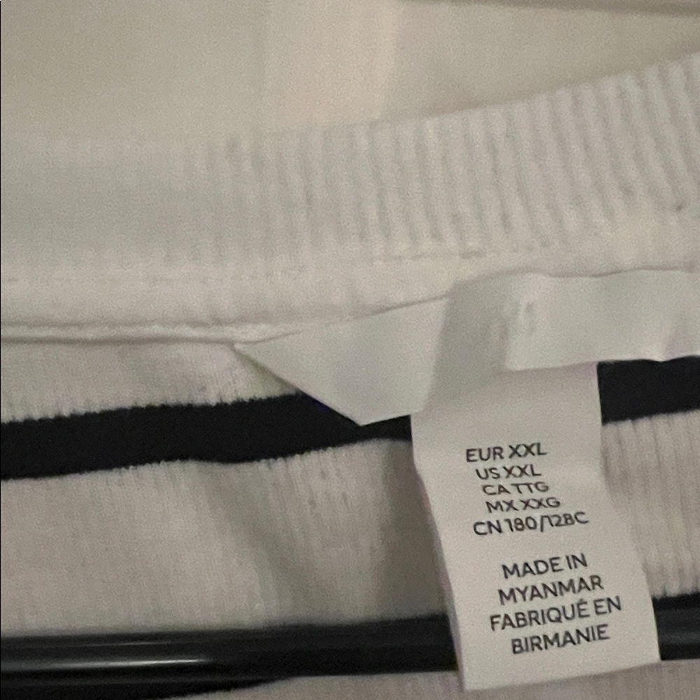 H&M Black and White Striped Short Sleeve Tee - Picture 3 of 3